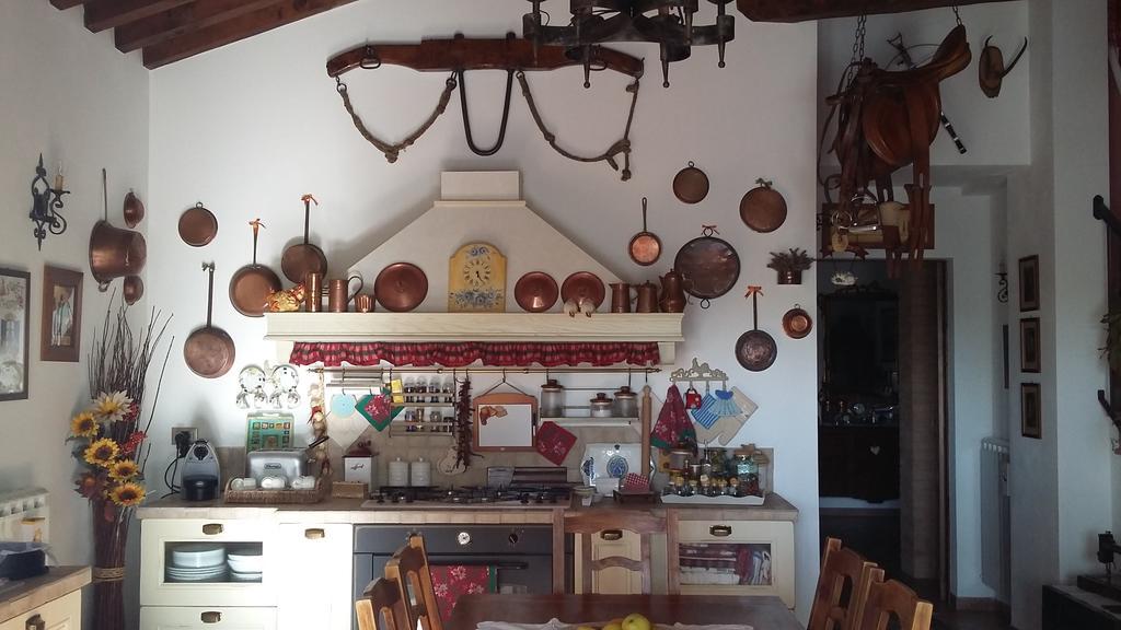 B&B Podere Rivoltino Di Sopra Volterra Buitenkant foto