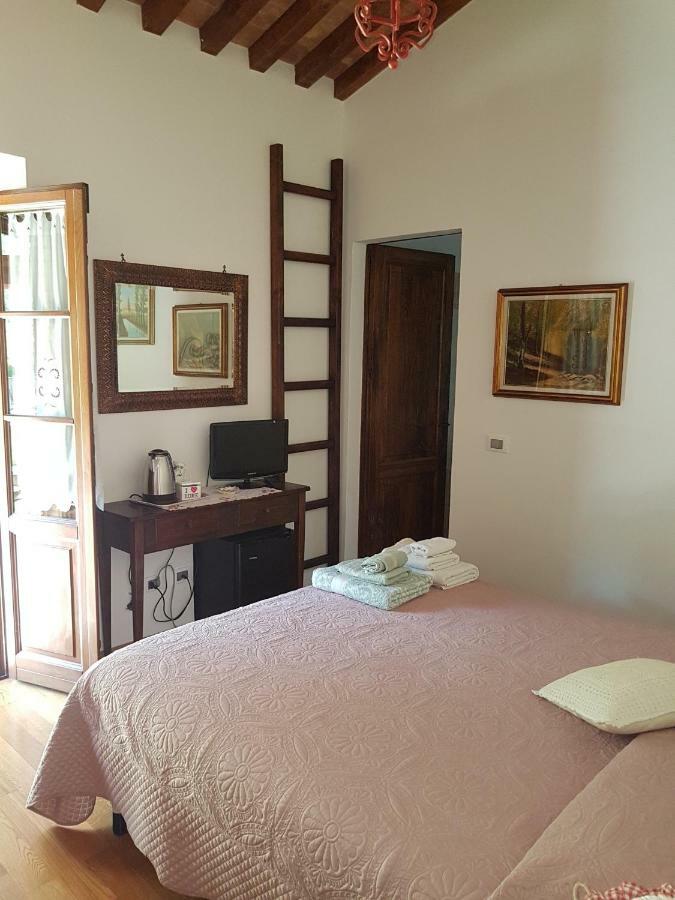 B&B Podere Rivoltino Di Sopra Volterra Buitenkant foto