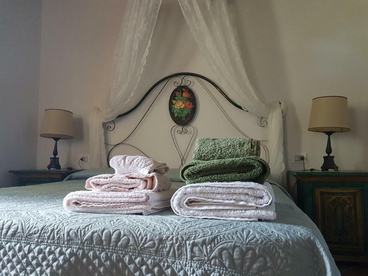 B&B Podere Rivoltino Di Sopra Volterra Buitenkant foto