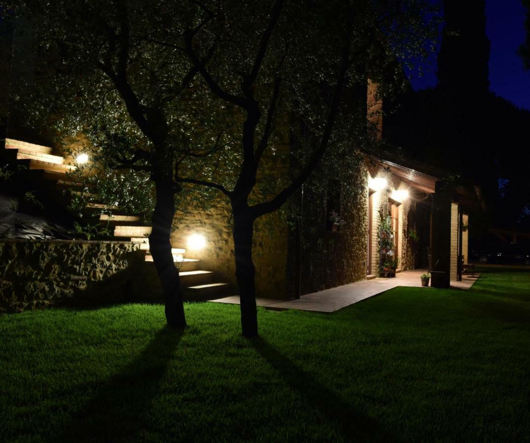 B&B Podere Rivoltino Di Sopra Volterra Buitenkant foto